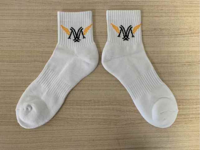 MNZ25 White Socks
